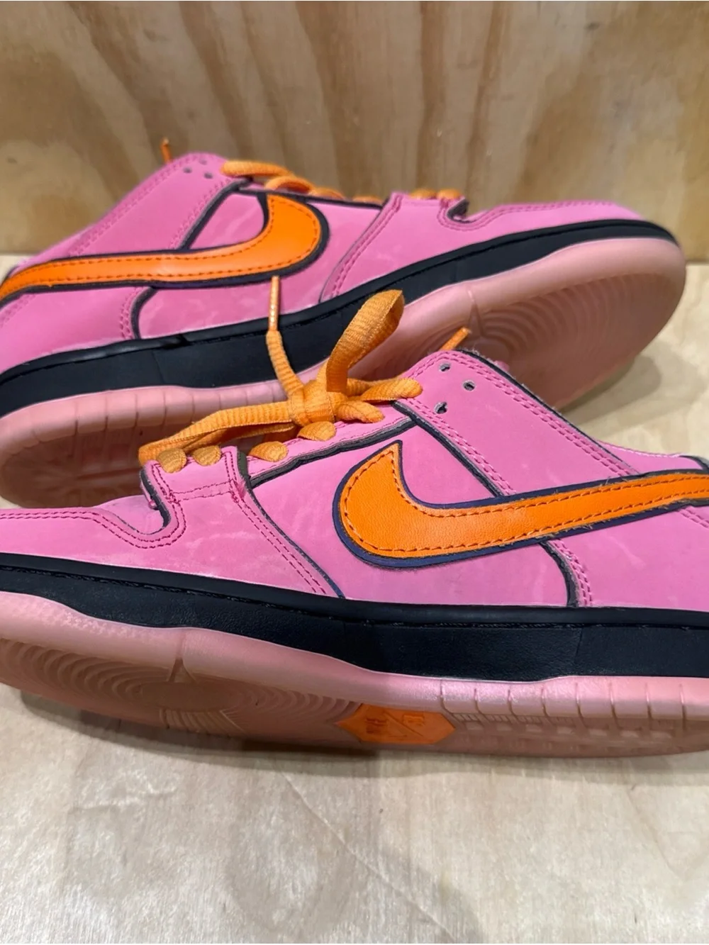 Nike SB Dunk Low Pro QS x The Powerpuff Girls Blossom  FD2631-600 Size 7